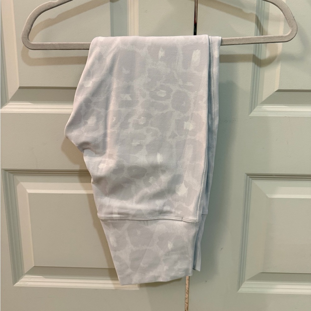 Lululemon Align 25” White Leopard Leggings, Size 8!